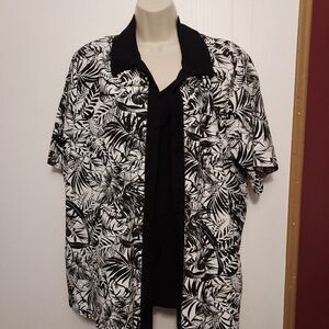 Gloria Lance  studio 3X  Excellent condition arm pit to pit 24 1/2